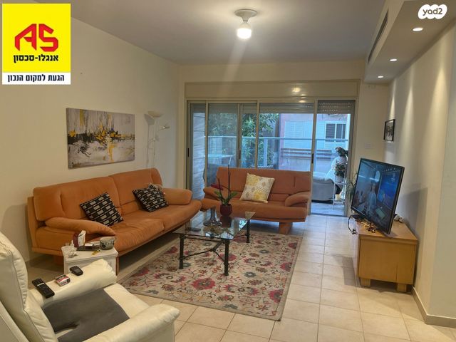 דירה, אריה לייב יפה, הרצליה הירוקה, נווה עובד, הרצליה