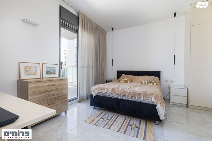 גג/ פנטהאוז, דרך כרמית 12, עין כרם, ירושלים