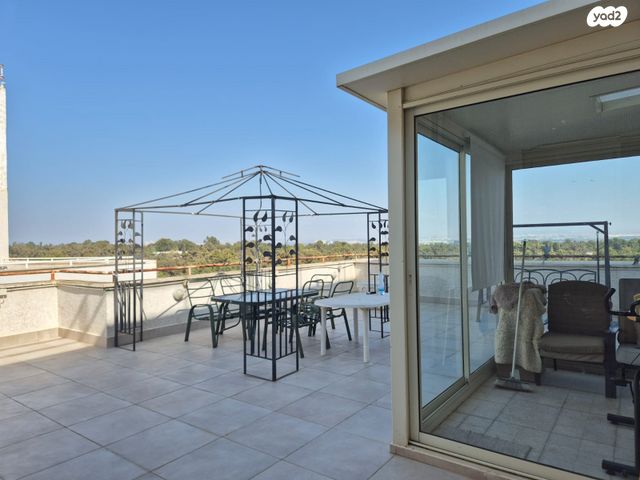 גג/ פנטהאוז, שדרות אמנון ותמר, הרצליה