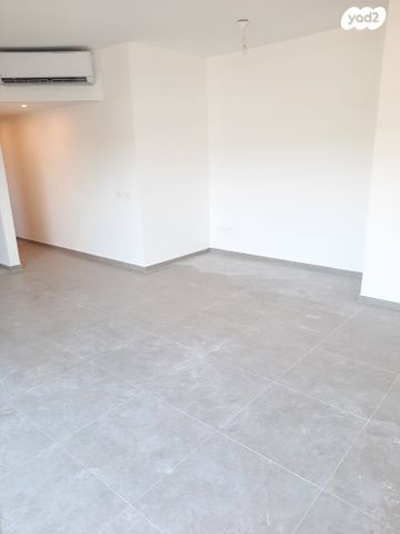 דירת גן, שוהם, אבני חן, חריש