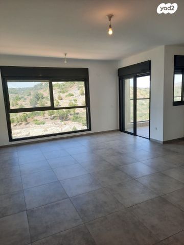 דירה, שוהם, אבני חן, חריש