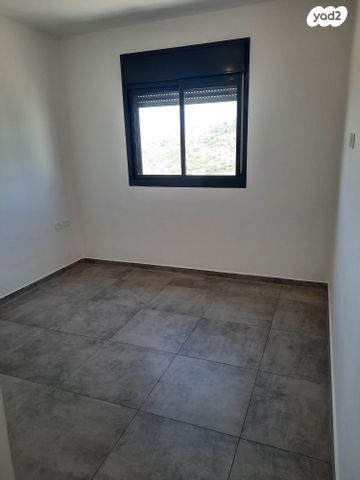 דירה, שוהם, אבני חן, חריש