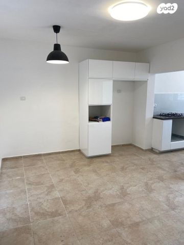 בית פרטי/ קוטג', יצחק שדה, שיכון עובדים, טבריה