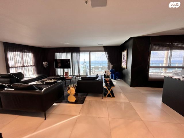 דירה, יוסף לפיד, גלי הים, נתניה