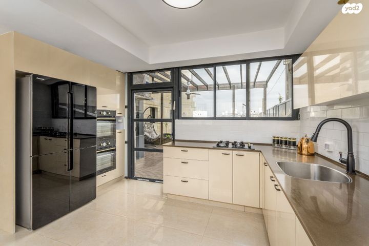 דירת גן, אגריפס, מחנה יהודה - לב העיר, ירושלים