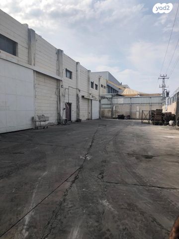 מחסנים, פארקטק פתח תקווה / אזור תעשייה קרית אריה, פתח תקווה