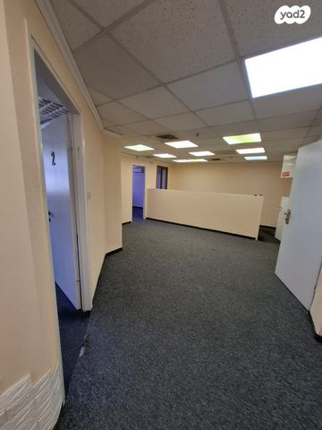 משרדים, חיפה