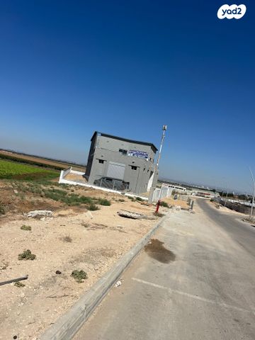 חנויות/ שטח מסחרי, נהורה