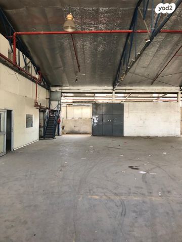 מחסנים, פארקטק פתח תקווה / אזור תעשייה קרית אריה, פתח תקווה