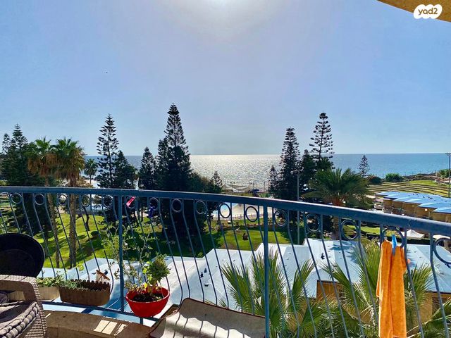 שדרות רחבעם זאבי 2