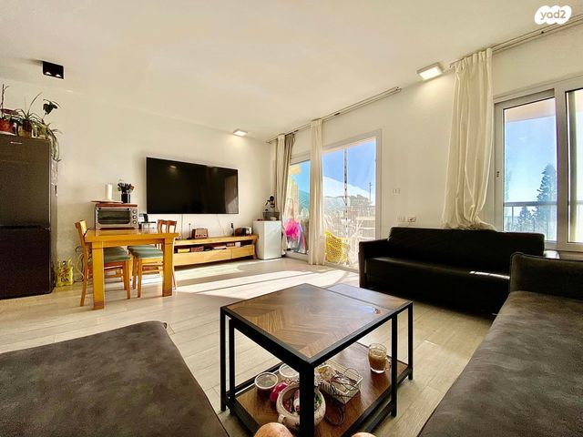 דירה, שדרות רחבעם זאבי 2, גבעת אולגה, חדרה