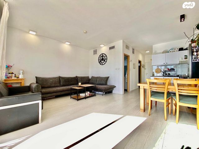 דירה, שדרות רחבעם זאבי 2, גבעת אולגה, חדרה