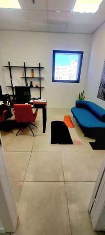 כללי, אחד העם 7, חדרה