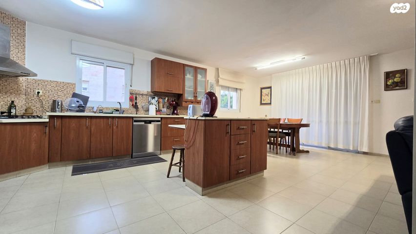 דופלקס, לוע הארי, הפרחים, מודיעין מכבים רעות