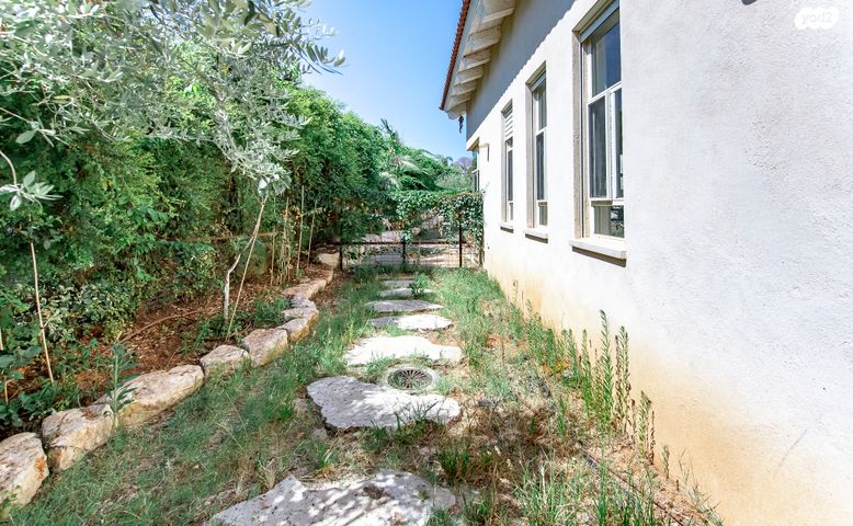 בית פרטי/ קוטג', גיל עמל, הוד השרון