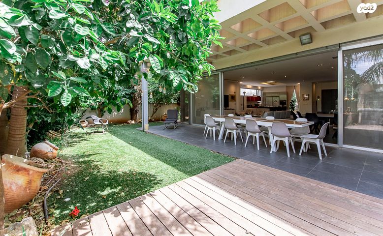 בית פרטי/ קוטג', מתחם הדסים, הוד השרון