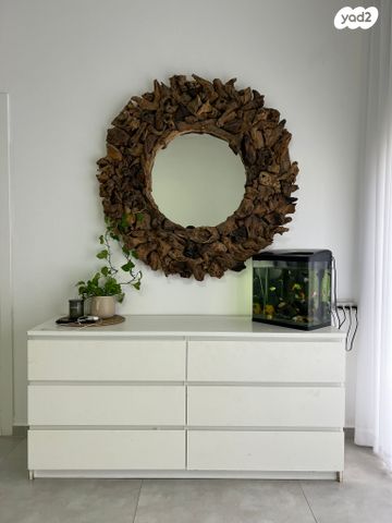 דירת גן, אריאל שרון, נווה שרון / שער העיר, נתיבות