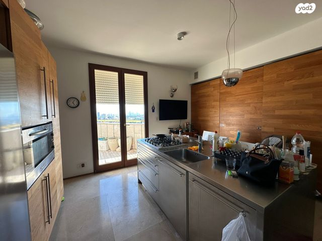 גג/ פנטהאוז, צמרות, הרצליה