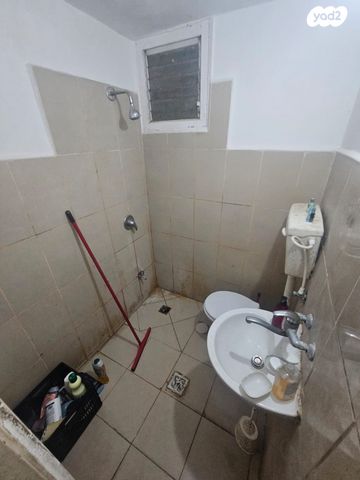 דירה, יצחק שיפר, באר שבע