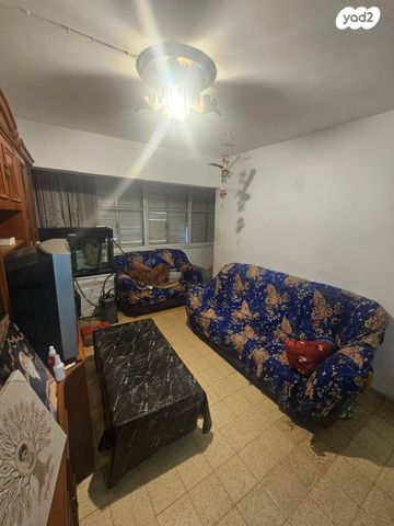 דירה, יצחק שיפר, באר שבע