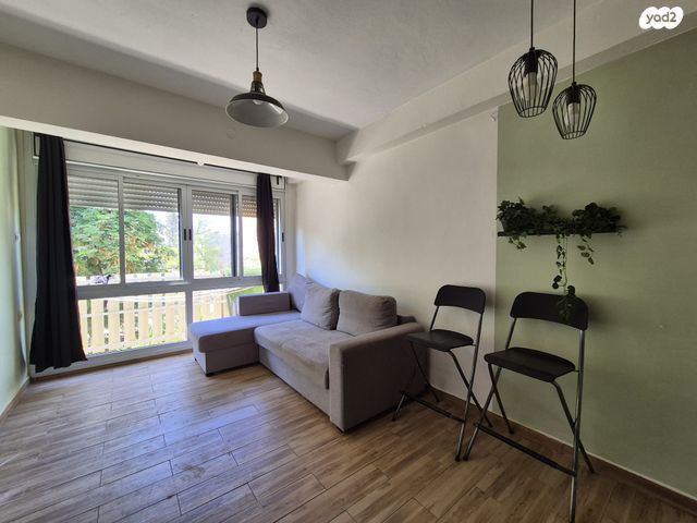 שמעון בר גיורא 