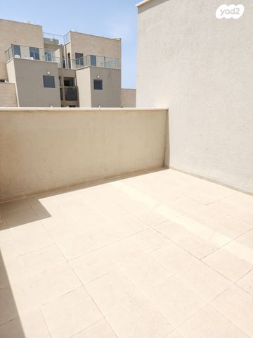 דירה, החורש, חריש