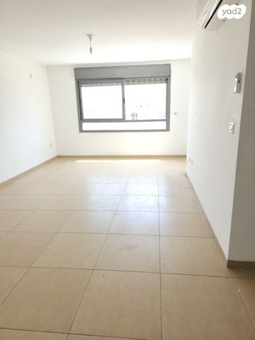 דירה, החורש, חריש