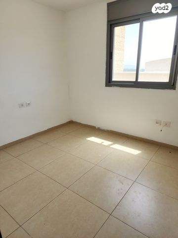 דירה, החורש, חריש