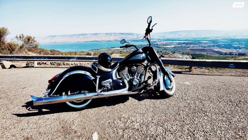 אינדיאן Chief Dark Horse