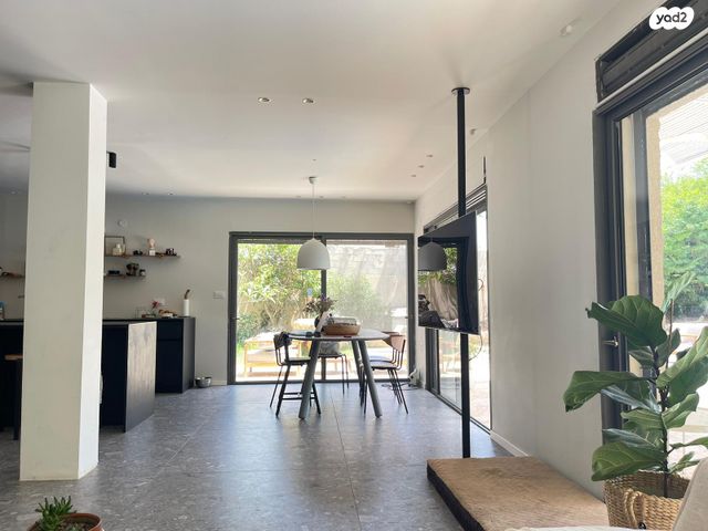 בית פרטי/ קוטג', המעוף, קיסריה