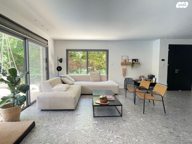 בית פרטי/ קוטג', המעוף, קיסריה