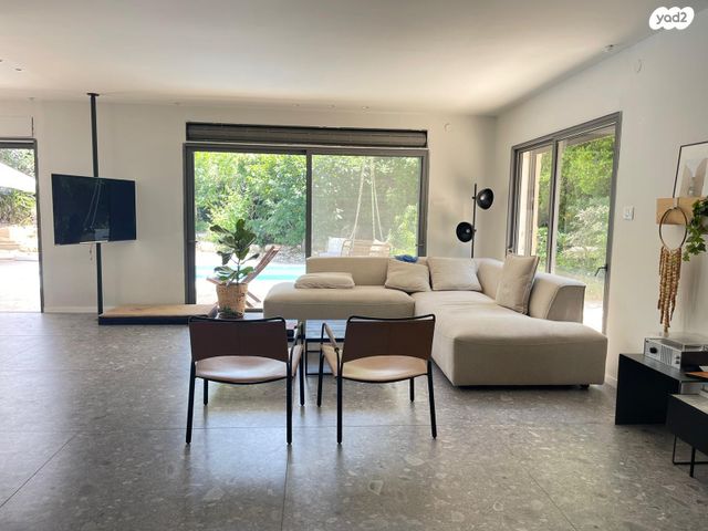 בית פרטי/ קוטג', המעוף, קיסריה