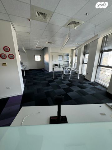 משרדים, כפר סבא