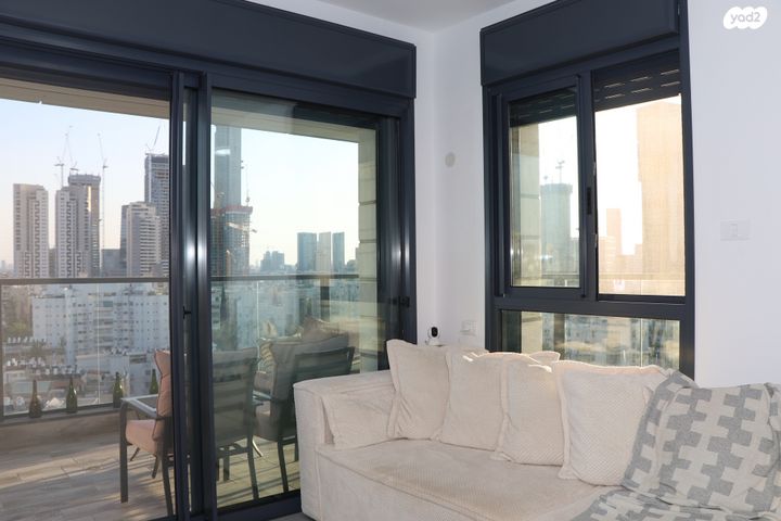 דירה, גבעתיים