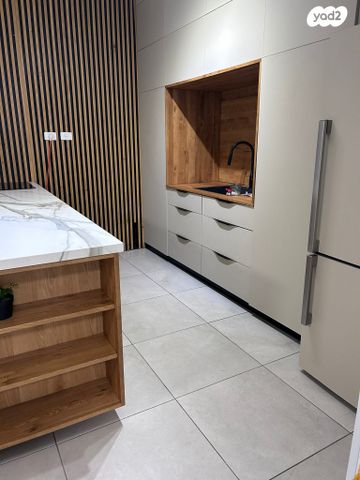 דירת גן, קרית מנחם, אופקים