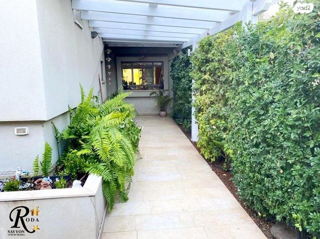 בית פרטי/ קוטג', סביון