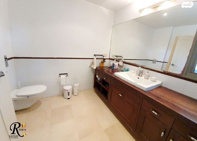 בית פרטי/ קוטג', סביון