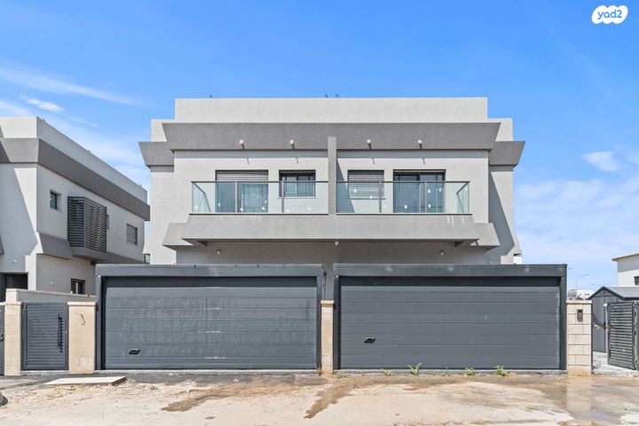 בית פרטי/ קוטג', גן יבנה מערב, גן יבנה