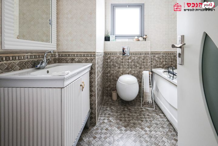 בית פרטי/ קוטג', מרכז הישוב, גני תקווה