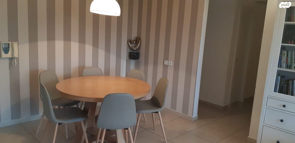 דירה, הדר, רמת השרון