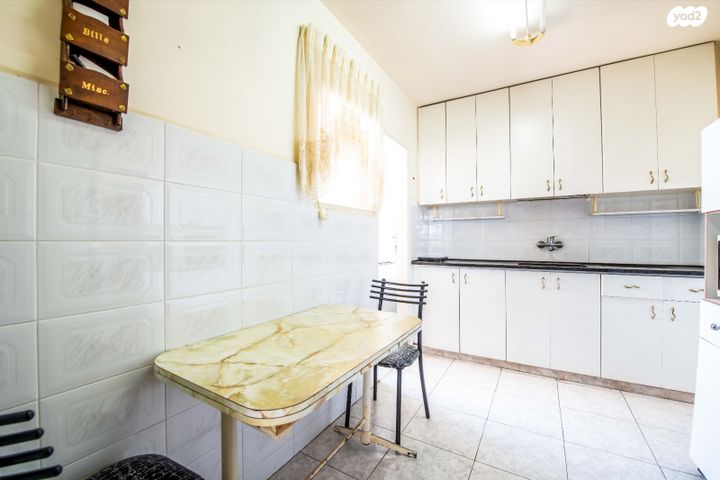 דירה, ד"ר שמורק, נאות שקד, נתניה