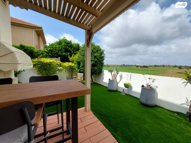 דו משפחתי, גולני, כפר יונה