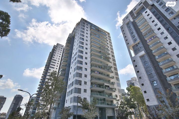 דירה, גאולה כהן, גלי ים, קרית ים