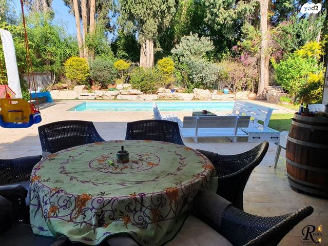 בית פרטי/ קוטג', סביון