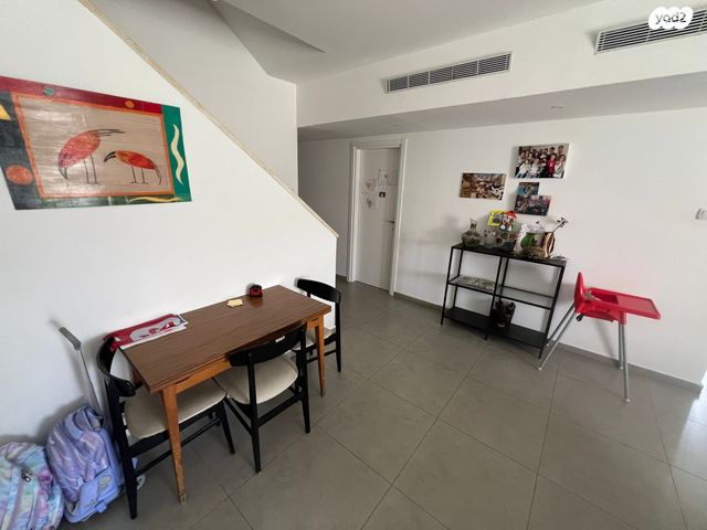 דירת גן, אקליפטוס, אופקים