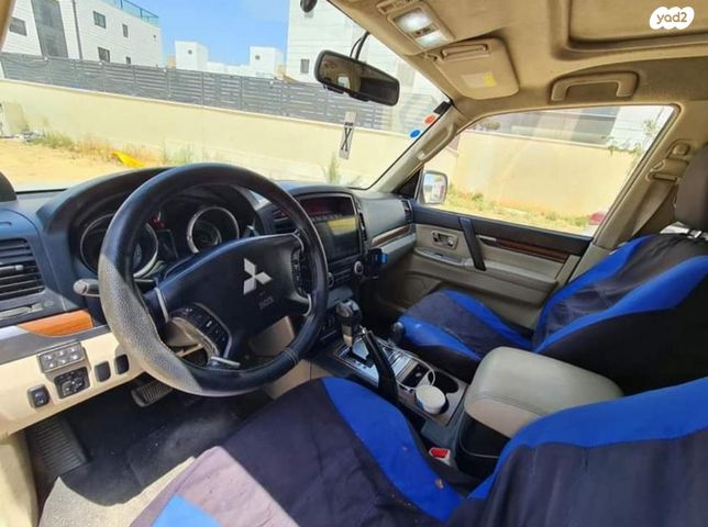 מיצובישי פג'רו