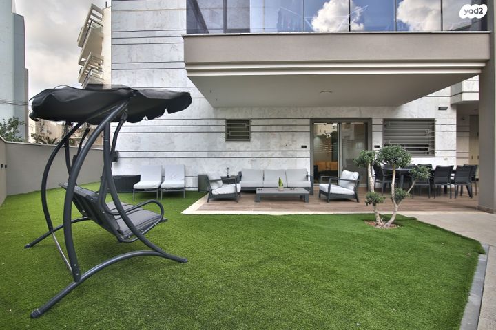 דירת גן, שדרות בית וגן, קרית אתא