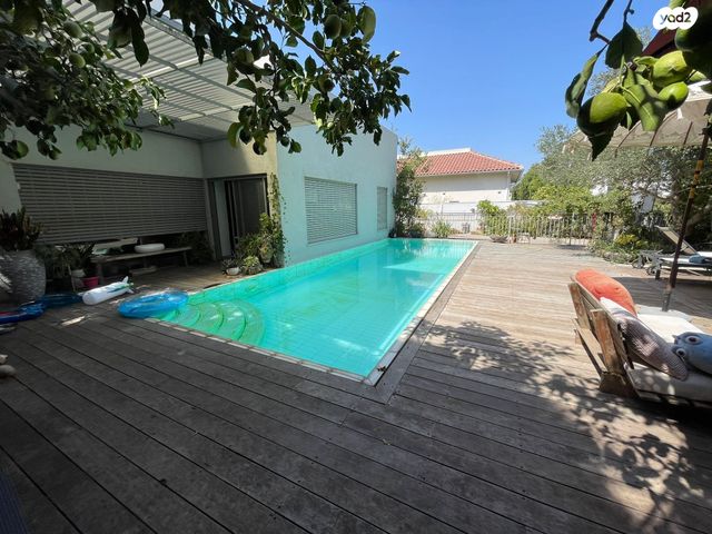 בית פרטי/ קוטג', הרקיע, הגולף, קיסריה