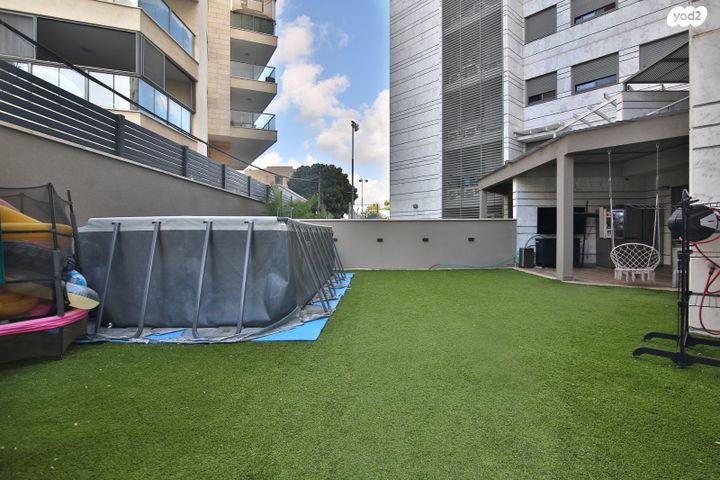 דירת גן, שדרות בית וגן, קרית אתא