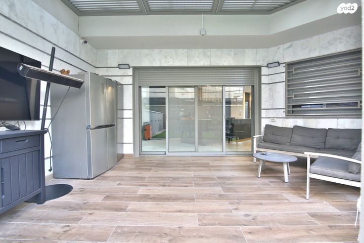 דירת גן, שדרות בית וגן, קרית אתא